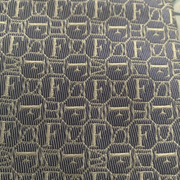 Gianfranko Ferre mens tie - Picture 2 of 7